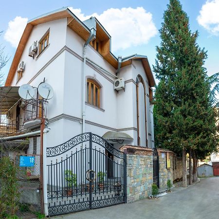 Valeria Hotel Tiflis Exterior foto